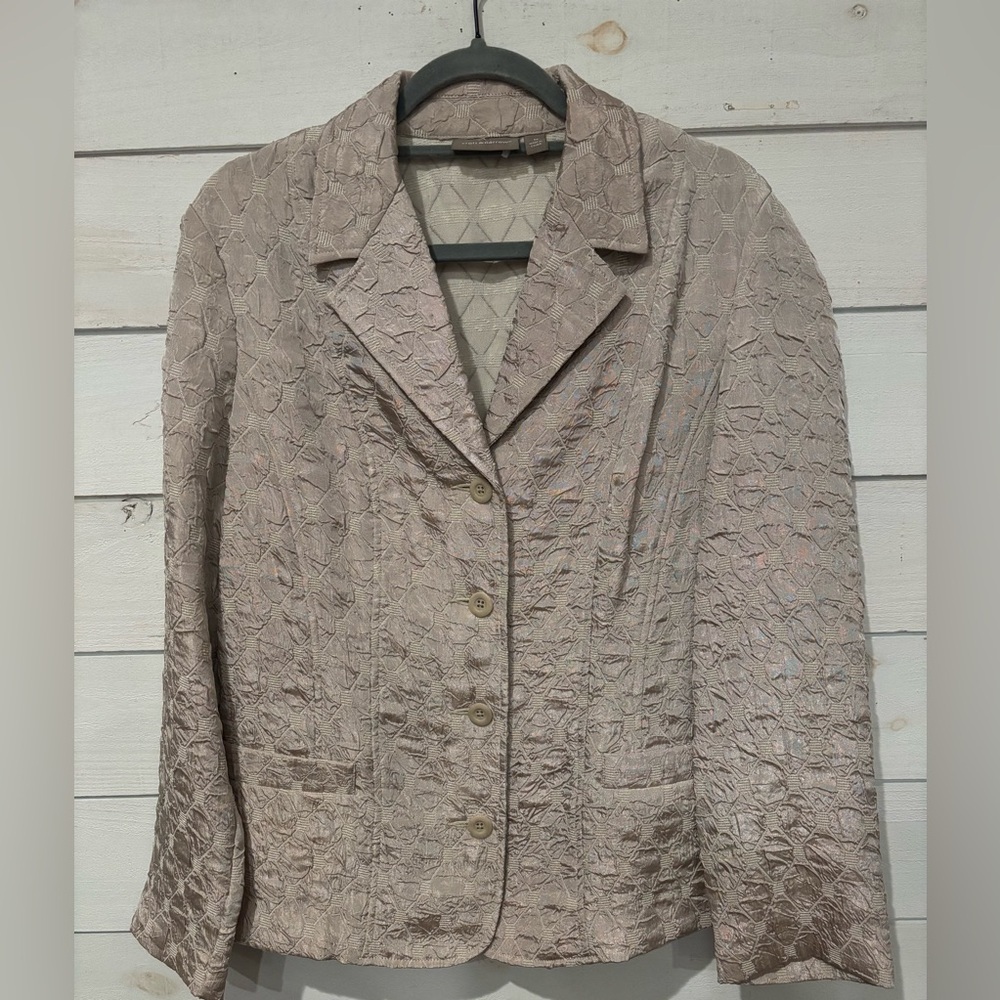 Croft and Barrow Elegant Textured Women's Jacket in size medium .